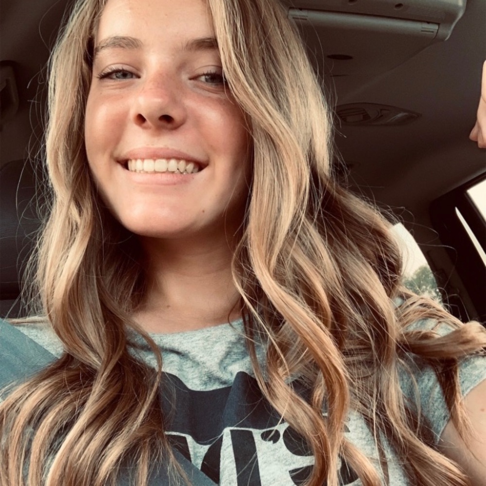 Meet your Posher, Mikayla